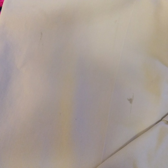 Jos. A. Bank Men's Pleated Cuffed Khaki Pants - Picture 8 of 8